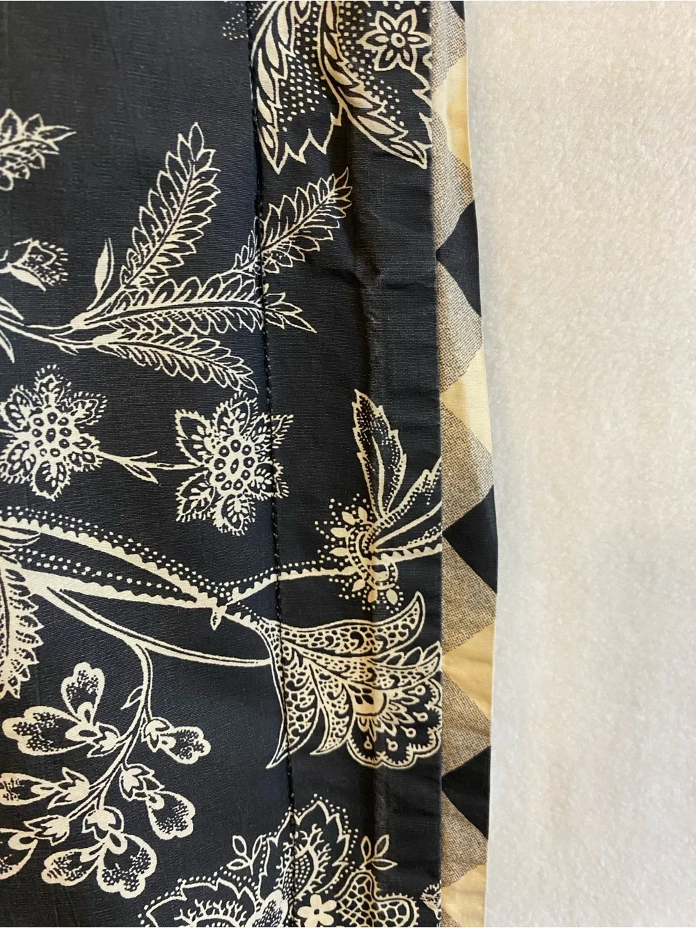 Set of 2 American Living 100% cotton black tan gingham plaid floral King shams